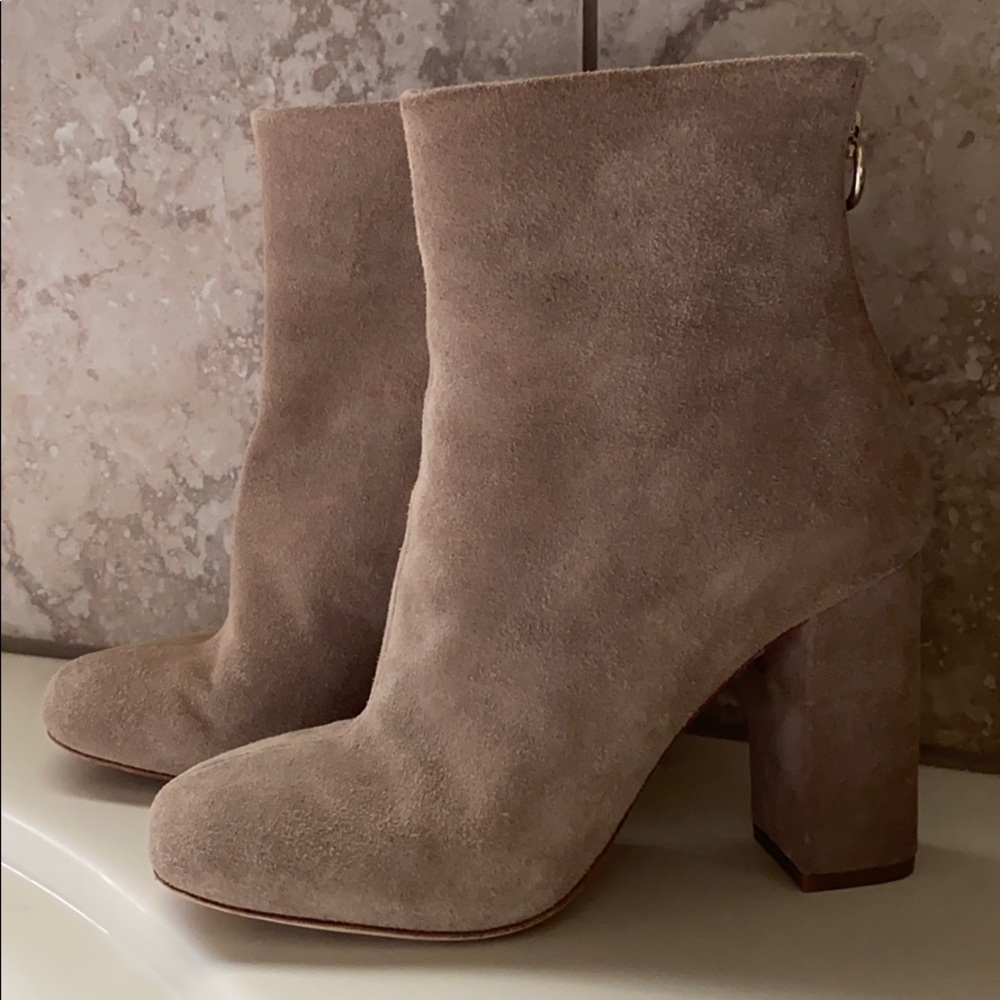 Joie Suede Fall bootie size 37